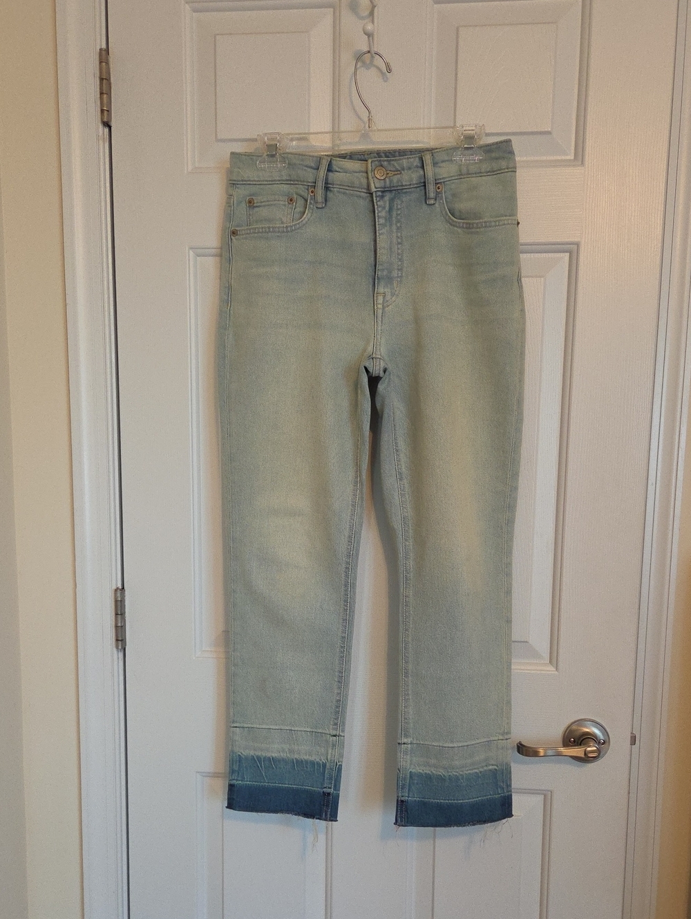 LAUREN RALPH LAUREN Women's Light Wash Jeans with Contrast Hem Full Lenght